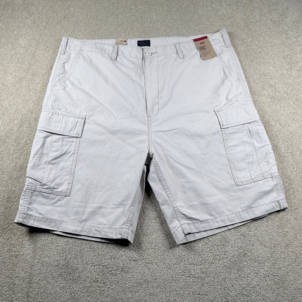 Levi's Carrier Cargo Shorts Mens 44 Beige New Cotton Relaxed Fit 9in Inseam